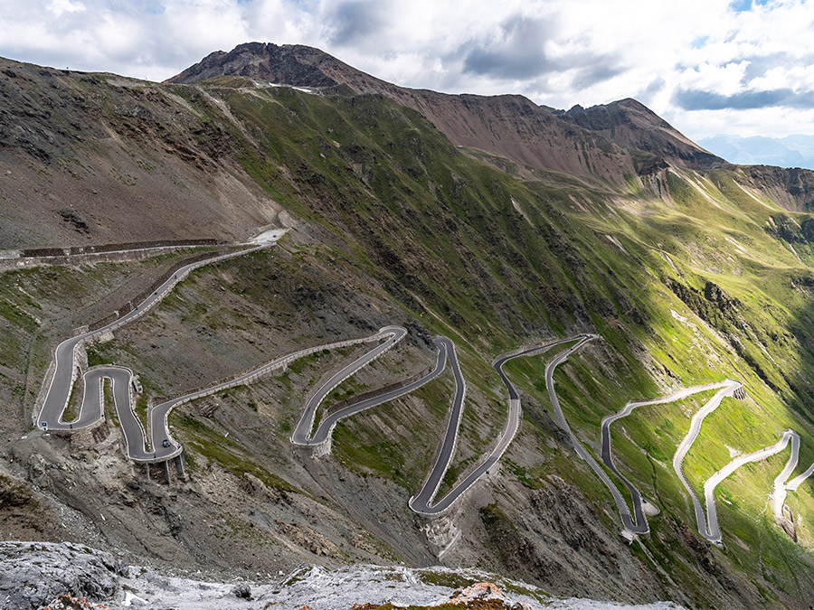 Leggendaria rampa nord-est dello Stelvio